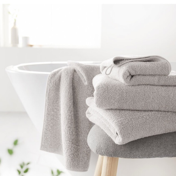 Norwex Lyocell Microfiber Plush Towel Set Bath, Hand & Face (set of 3) - Picture 2 of 3